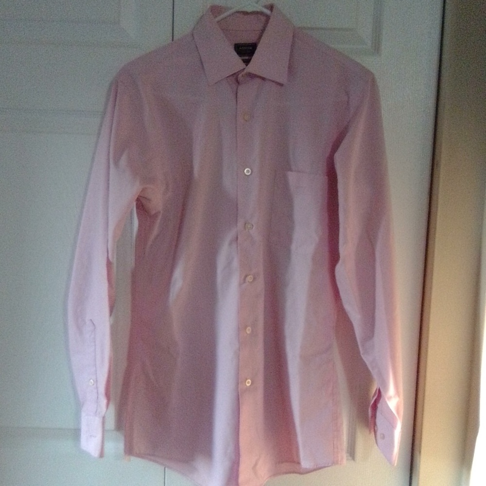Arrow size Small Lt. Pink Dress Shirt